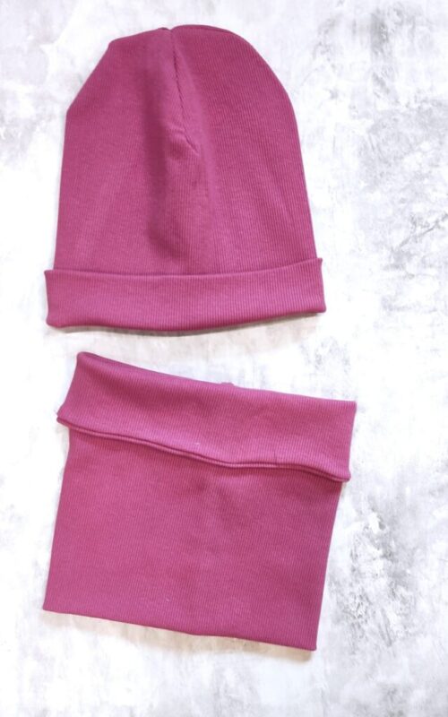 Czapka i komin ze ściągacza prążkowanego magenta