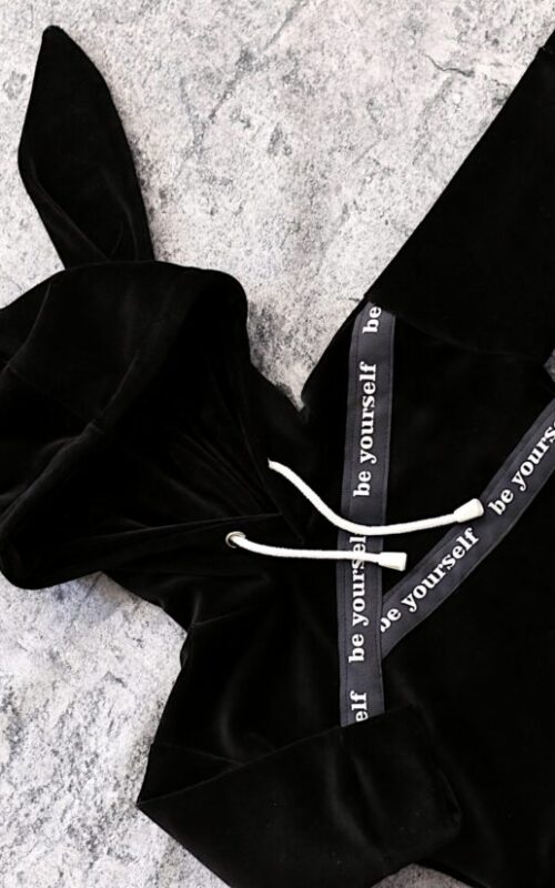 Bluza welurowa czarna be yourself