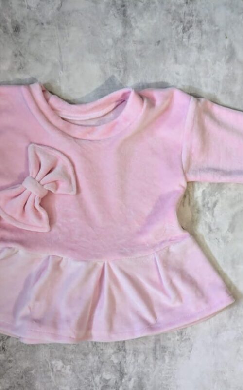 Bluza welurowa różowa z kokardką