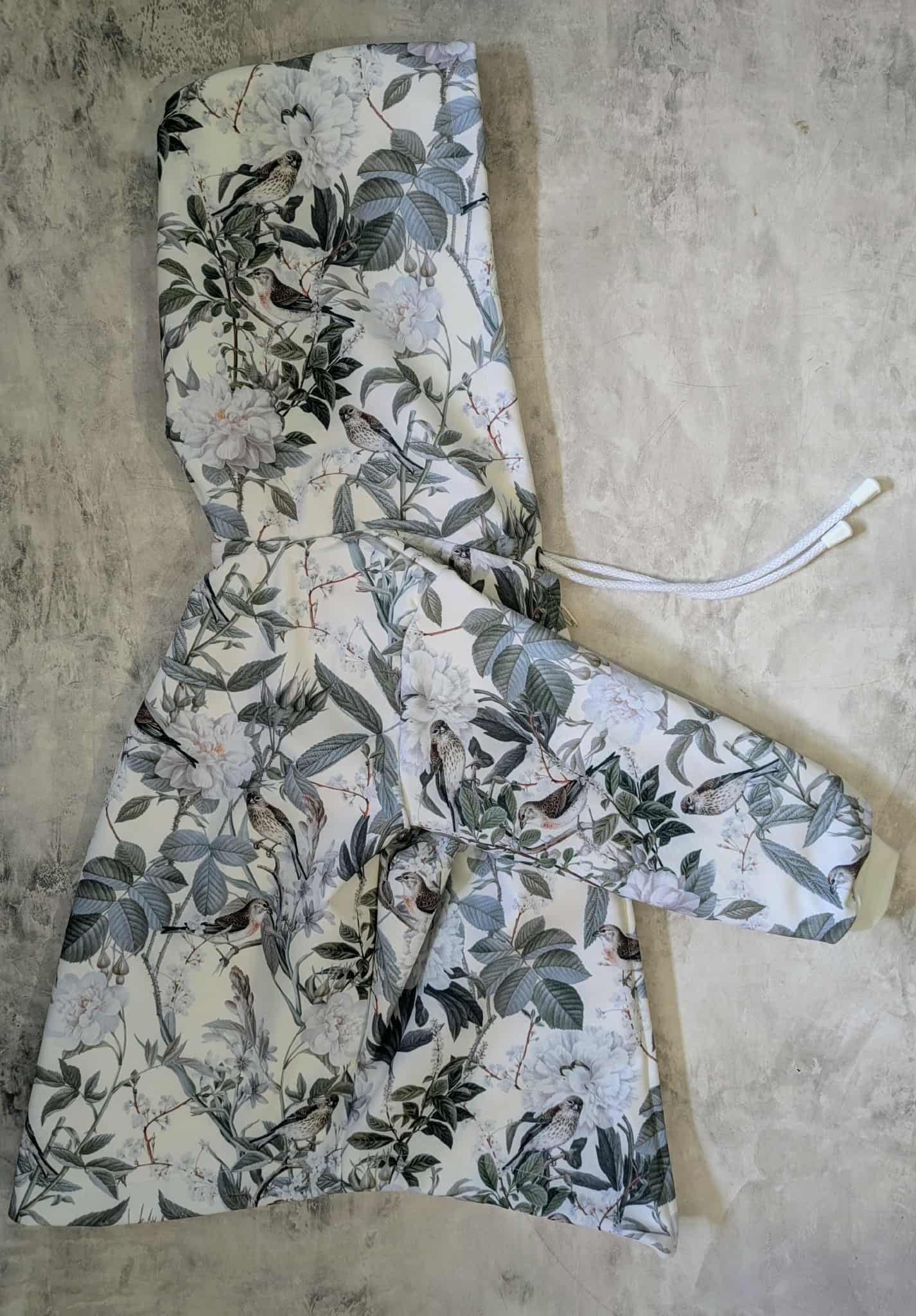 Kurtka softshell Ptaki w kwiatach