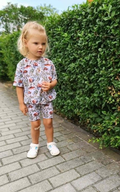 Letni komplet dziecięcy Ślimaki z koszulką i spodenkami handmade
