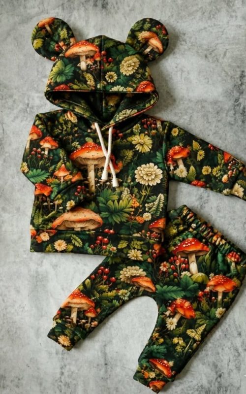 Dres dziecięcy w leśne grzyby z uszami – bluza i spodnie